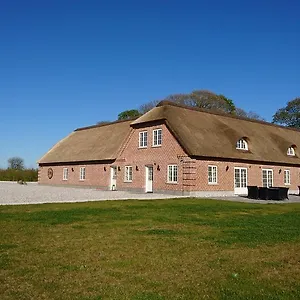 https://aagaarden.billund-hotels.com